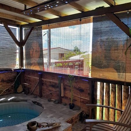 Kami Lodge F3 Jacuzzi Riviere-Salee ภายนอก รูปภาพ