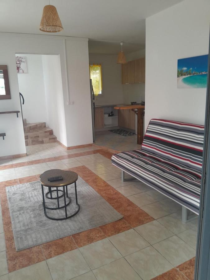 Kami Lodge F3 Jacuzzi Riviere-Salee ภายนอก รูปภาพ